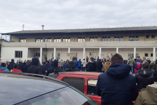 Поново протести у Бољевцу, Марјановић ушао у сукоб с грађанима