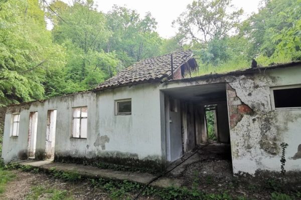 Пропада бања у Страгарима надомак Крагујевца